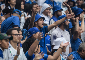 Cruzeiro briga contra o rebaixamento?