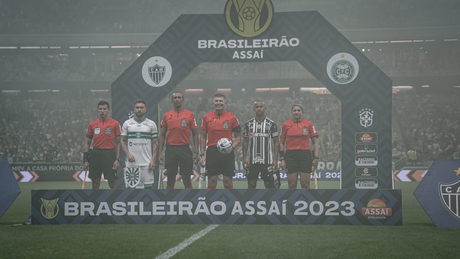 Atlético perde invencibilidade em casa e adia sonho do G-6 Atlético perde invencibilidade em casa e adia sonho do G-6