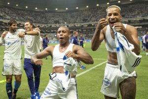 Cruzeiro vence o primeiro clássico na Arena MRV e provoca rival nas redes sociais Cruzeiro vence o primeiro clássico na Arena MRV e provoca rival nas redes sociais