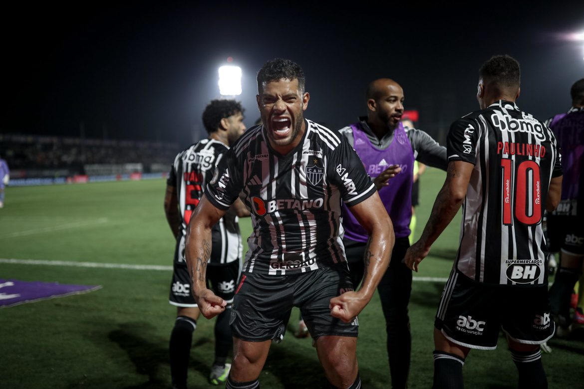 Atlético vence mais uma fora de casa mas permanece fora do G-6