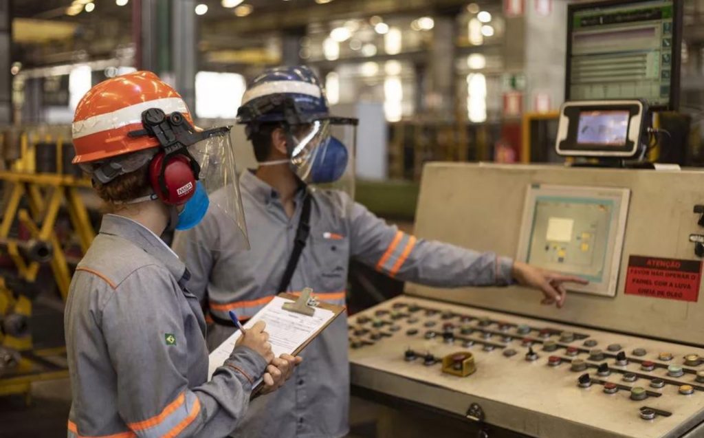 ArcelorMittal conta com mais de 200 oportunidades de emprego