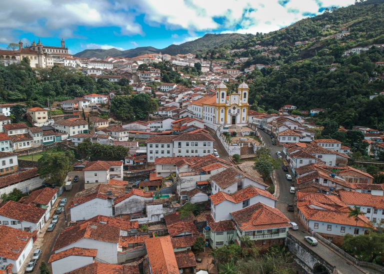 Para além do debate 'Saneouro', o que mais os candidatos à prefeitura de Ouro Preto têm a oferecer?