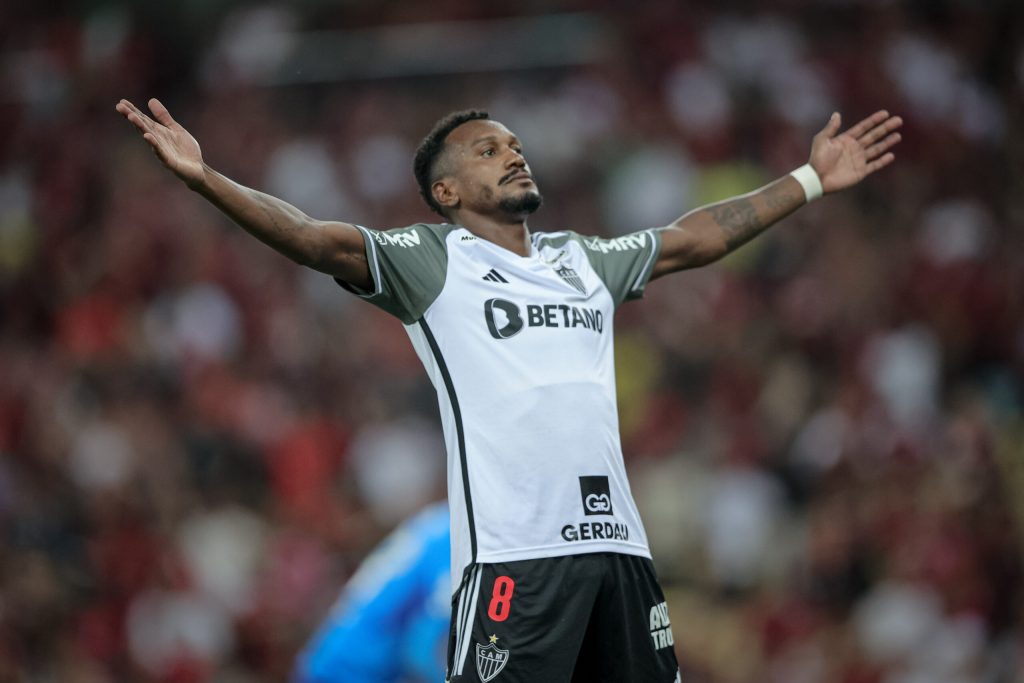 Atlético vence Flamengo fora de casa e sonho do título segue vivo Atlético vence Flamengo fora de casa e sonho do título segue vivo