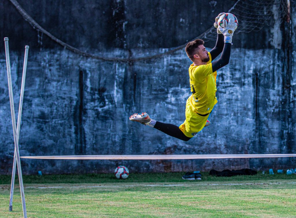 Goleiro que parou Lionel Messi é o novo reforço do Itabirito Goleiro que parou Lionel Messi é o novo reforço do Itabirito