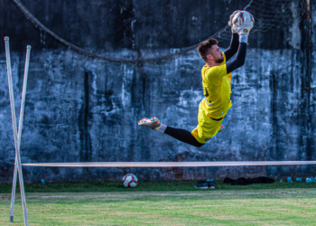 Goleiro que parou Lionel Messi é o novo reforço do Itabirito