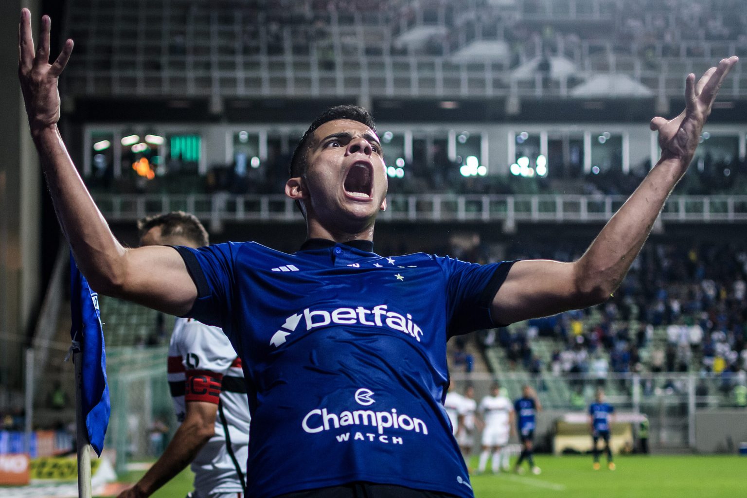 Cruzeiro inicia reformulação do elenco para 2024 Cruzeiro inicia reformulação do elenco para 2024