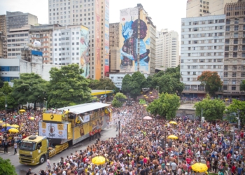 Baianas Ozadas, de BH, lança tema do Carnaval 2024 neste sábado