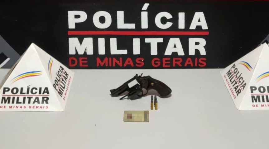 Polícia Militar apreende arma de fogo, por meio de informações de denúncia anônima, em Itabirito (MG)