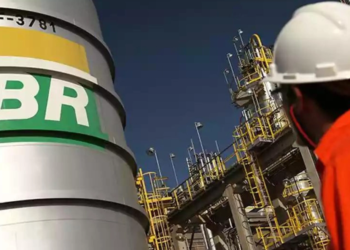 Petrobras lança processo seletivo com mais de 180 vagas