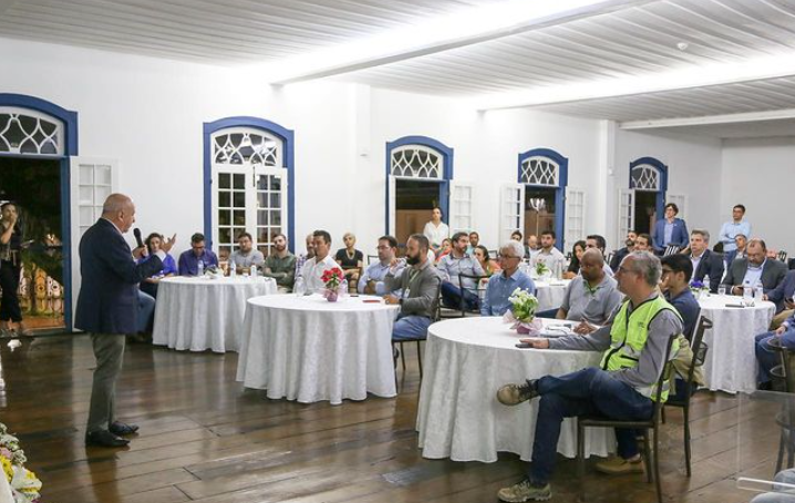 "Café com ACE" reúne governantes da região para debate sobre a diversificação econômica regional