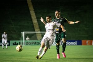 Itabirito vence mais uma fora de casa e segue vivo no Grupo A