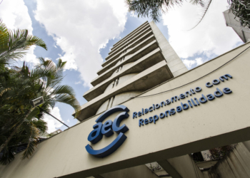 AeC oferece 550 vagas de emprego em Belo Horizonte