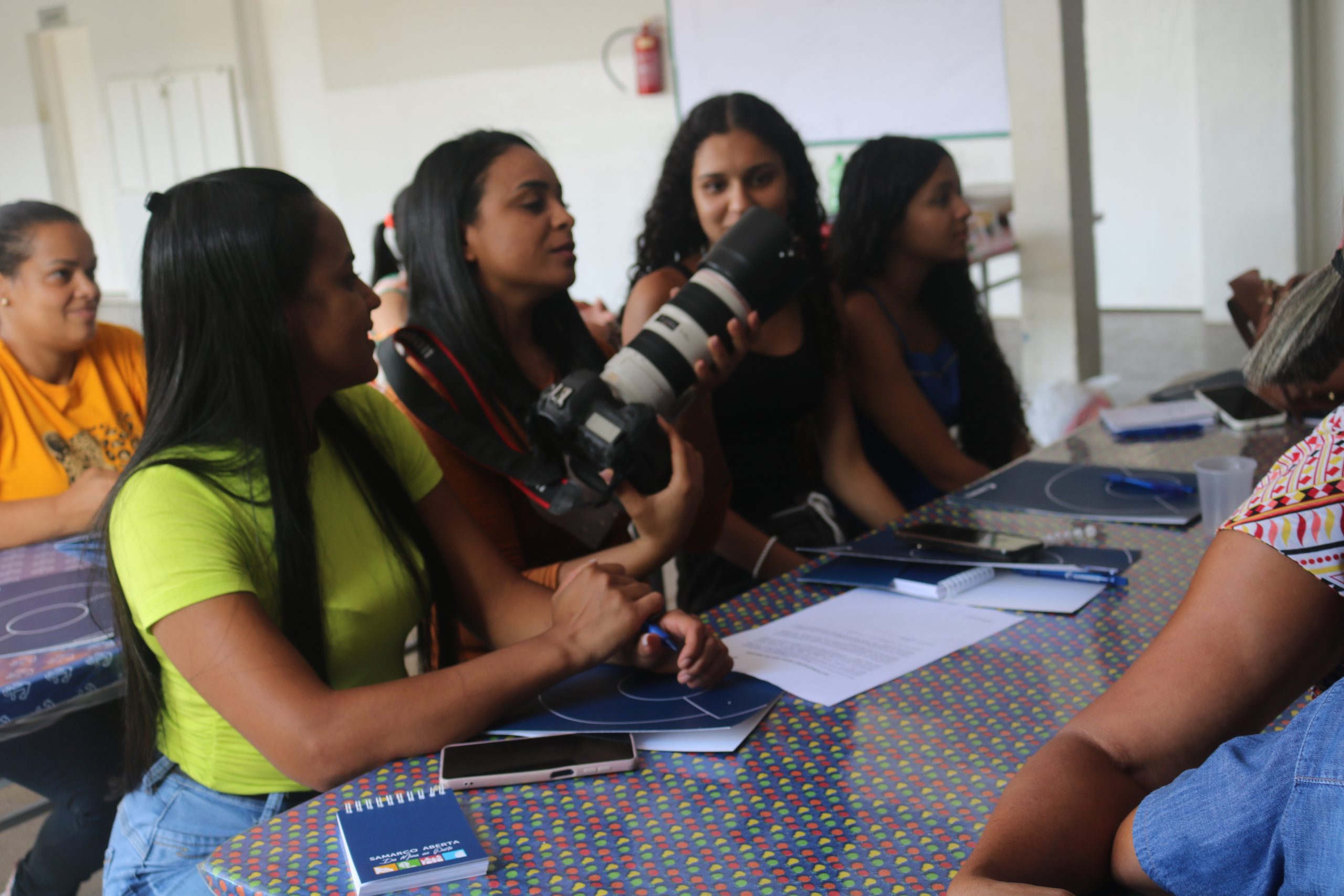 Samarco promove oficinas de fotografia e de oratória em distritos de Mariana e Ouro Preto