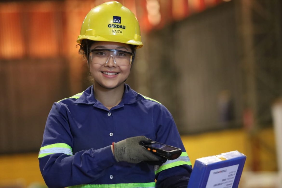Gerdau abre vagas para formação profissional de mulheres em logística na região de Ouro Branco