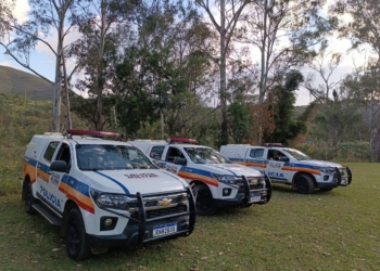 Homem é preso em distrito de Ouro Preto após ameaçar mulher e filhos