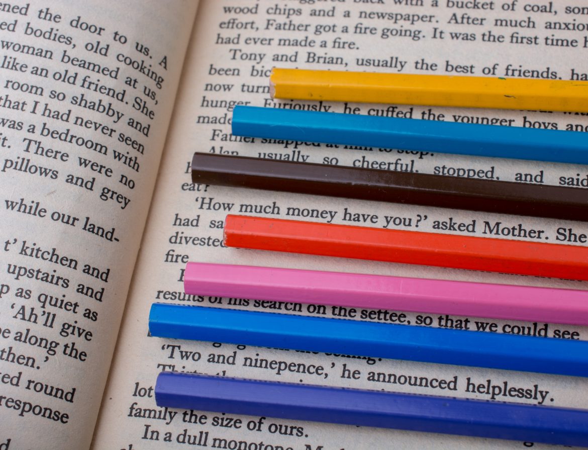 Universidade federal abre 20 vagas no Mestrado em Artes