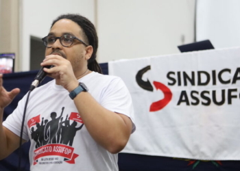 Greve: Técnico-administrativos de Instituições Federais aprovam paralisação das atividades no dia 11 de Março