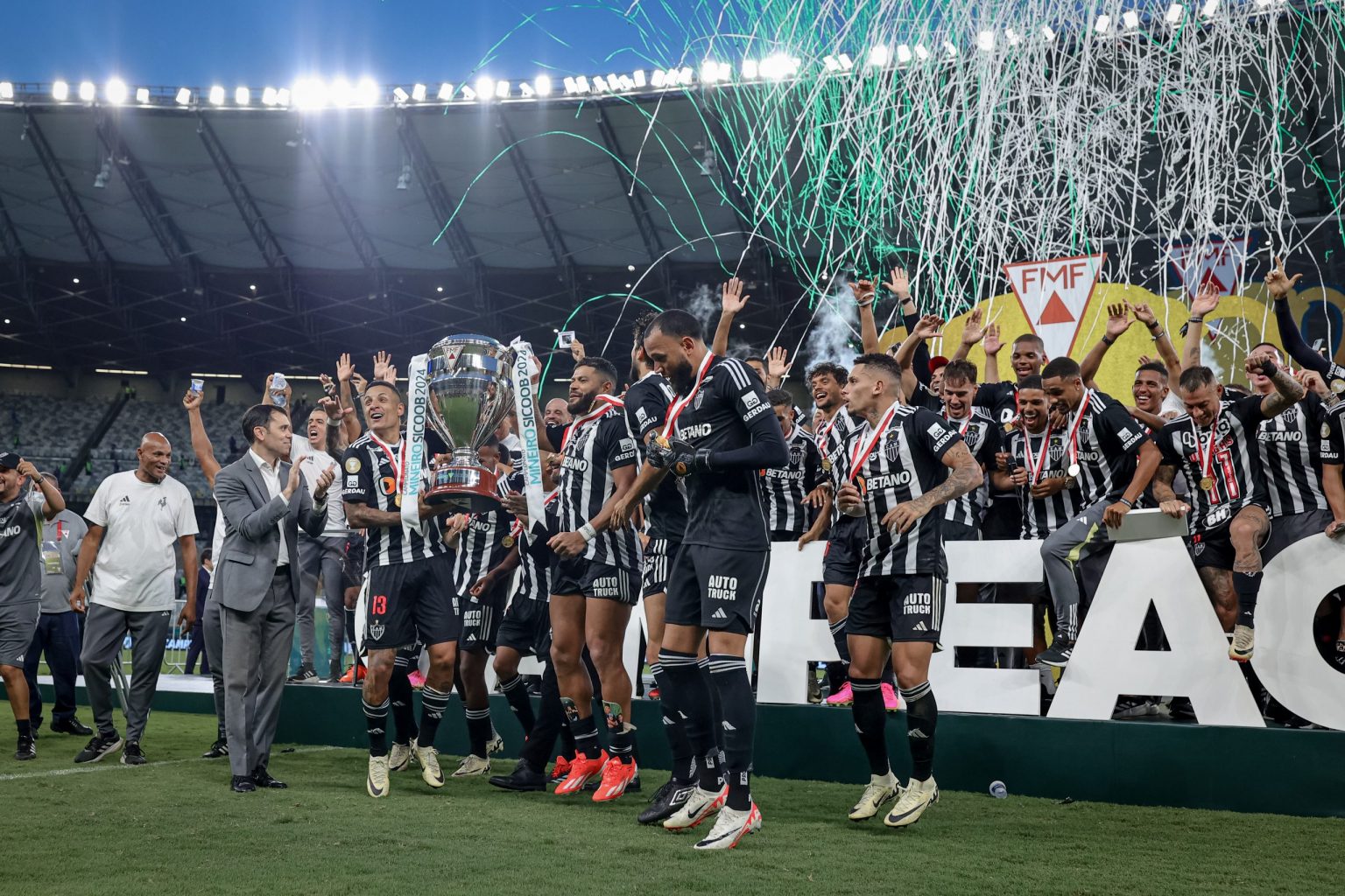 Atlético vence Cruzeiro e fica com o título do Campeonato Mineiro de 2024 Atlético vence Cruzeiro e fica com o título do Campeonato Mineiro de 2024