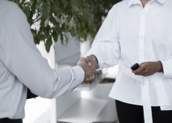 Cinco vereadores de Itabirito trocam de partido na reta final da janela eleitoral