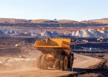 Mineradora de Ferro em MG abre vagas de trabalho para engenheiro, estagiários, técnico em analistas