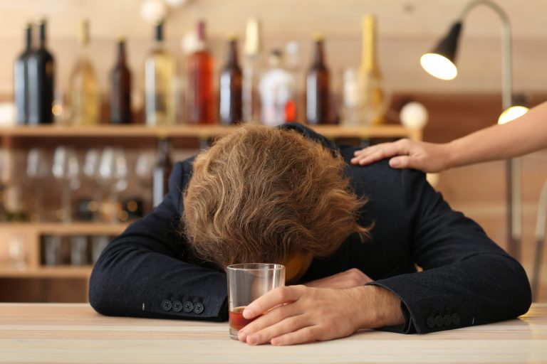 Itabirito estabelece nova Lei para prevenção ao abuso de álcool