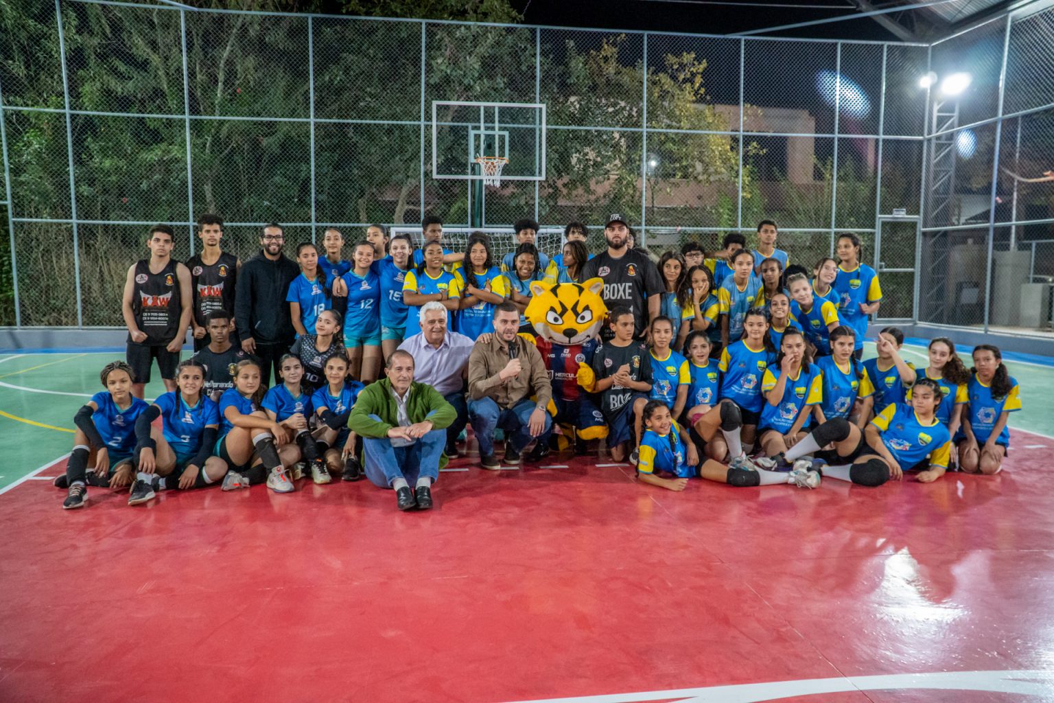 Prefeitura de Itabirito entrega cobertura e revitalização da quadra do bairro São José Prefeitura de Itabirito entrega cobertura e revitalização da quadra do bairro São José