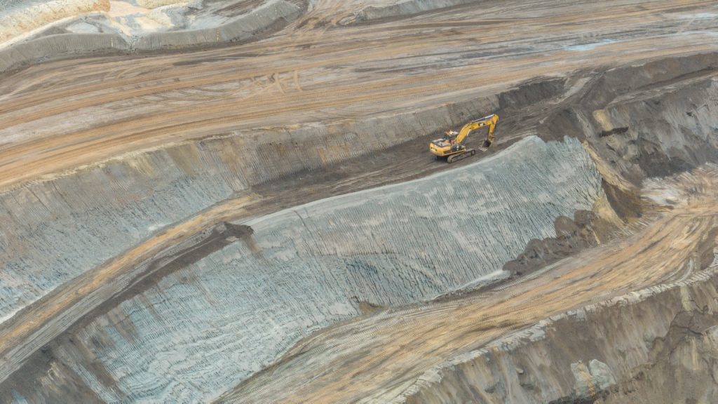 Vale premiará estudantes que apresentarem soluções inovadores para desafios da mineração Com inscrições abertas até 15/06, o Programa Desenvolver busca estudantes de graduação e pós-graduação interessados em recursos minerais. | Na foto, instalações da Mina de Brucutu, em São Gonçalo do Rio Abaixo (MG) | Crédito: Leo Lopes