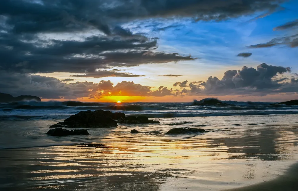 Saiba as 10 praias mais baratas de Santa Catarina