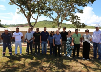 Prefeito Angelo Oswaldo acompanha obras da nova escola da comunidade de Maracujá, em Ouro Preto