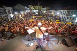 Banda Candonguêro agita o pré-carnaval em Ouro Preto e região com circuito especial de shows Banda Candonguêro agita o pré-carnaval em Ouro Preto e região com circuito especial de shows