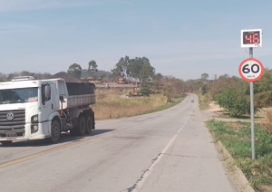 Três radares serão instalados em Ouro Branco (MG) com limite de 60 km/h Três radares serão instalados em Ouro Branco (MG) com limite de 60 km/h