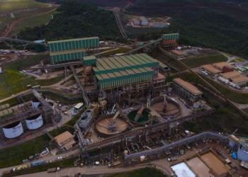 Samarco produz 9,7 milhões de toneladas de pelotas e finos de minério de ferro em 2024, maior volume desde a retomada 