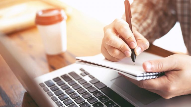 Curso gratuito da UFMG: uma oportunidade imperdível para profissionais da educação