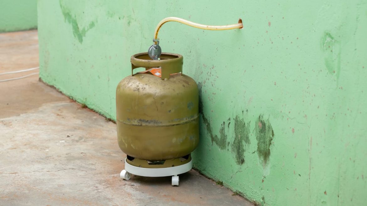 Auxílio Gás: o que você precisa saber sobre o benefício e o calendário para pagamento em fevereiro