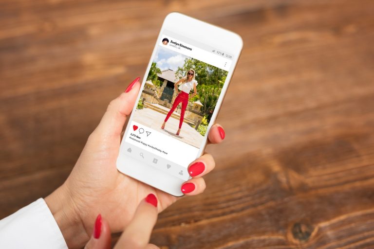 Como ocultar curtidas no Instagram?