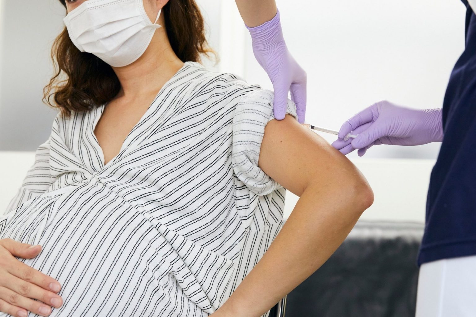 Vacina tríplice bacteriana acelular protege mães e bebês em Minas Gerais com alta adesão Vacina tríplice bacteriana acelular protege mães e bebês em Minas Gerais com alta adesão