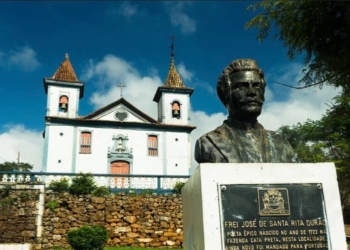 Santa Rita Durão celebra 307 anos com programação especial e shows gratuitos