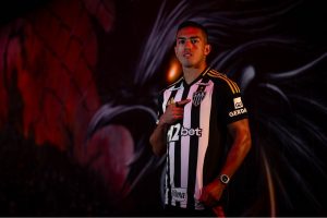 Cuello é dúvida para o clássico entre Atlético e Cruzeiro no Mineirão