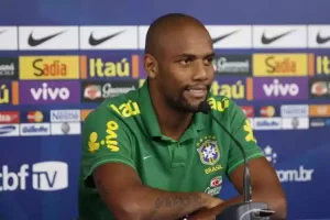 Ex-lateral do Cruzeiro, Maicon revela ser torcedor do Atlético: "Sou Galão"