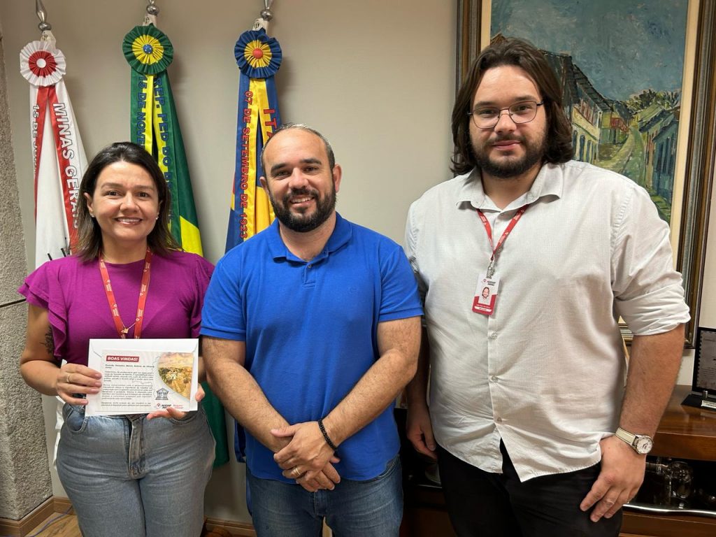 Presidente da Câmara de Itabirito discute parcerias com Adesiap para desenvolvimento local Presidente da Câmara de Itabirito discute parcerias com Adesiap para desenvolvimento local