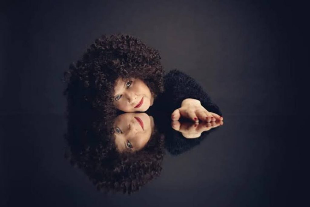 Cantora mineira Roberta Campos lança novo álbum ‘Coisas de Viver’ Cantora mineira Roberta Campos lança novo álbum ‘Coisas de Viver’