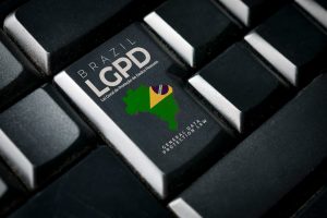 Entenda a LGPD e proteja seus dados com um curso gratuito e on-line Entenda a LGPD e proteja seus dados com um curso gratuito e on-line
