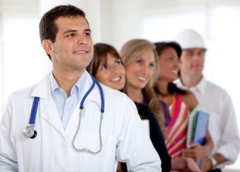 Salário inicial de R$ 13,7 mil: as profissões mais bem pagas na entrada no mercado