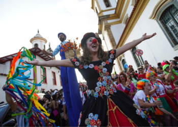 Carnaval em Mariana terá três dias de Circovolante