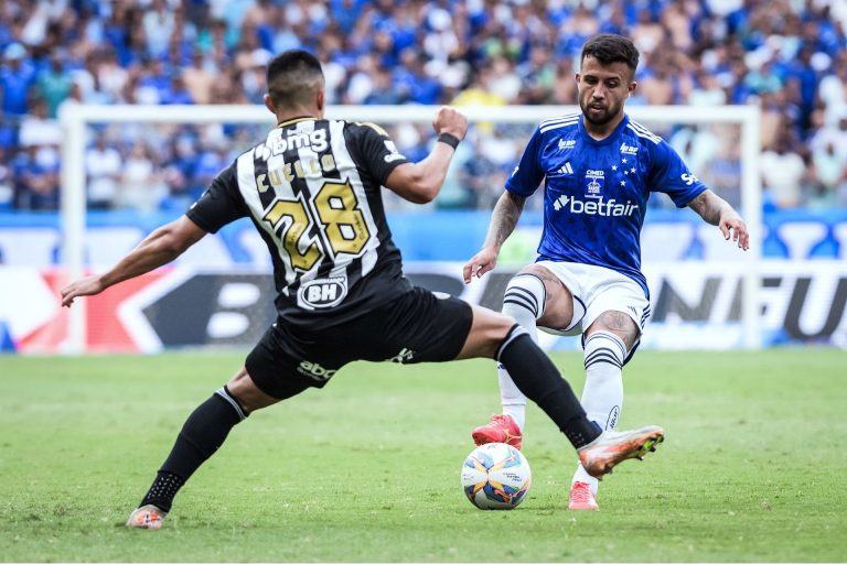 Erro no VAR? Cruzeiro solicita revisão de lance e exige esclarecimentos da comissão de arbitragem