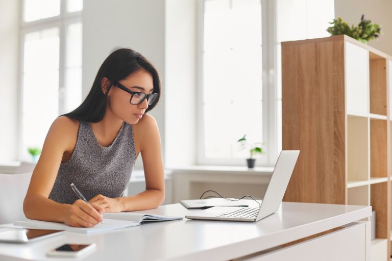 Universidade Federal de Juiz de Fora abre inscrições para cursos de graduação a distância