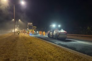 Itabirito tem interdição noturna na BR-040 para recuperação do asfalto Itabirito tem interdição noturna na BR-040 para recuperação do asfalto