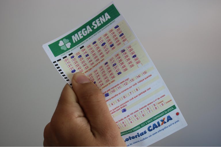 Mega-Sena 2827 pode pagar R$ 47 milhões nesta terça-feira (11 de fevereiro)