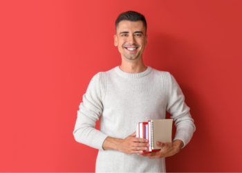 Concurso para professores na UFJF abre inscrições com 30 vagas