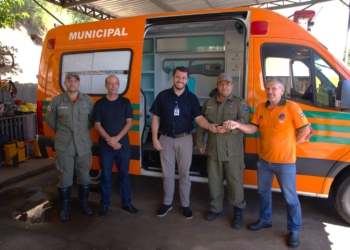 Prefeitura de Itabirito entrega nova ambulância à Brigada Municipal